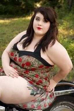 chubby lady, photo